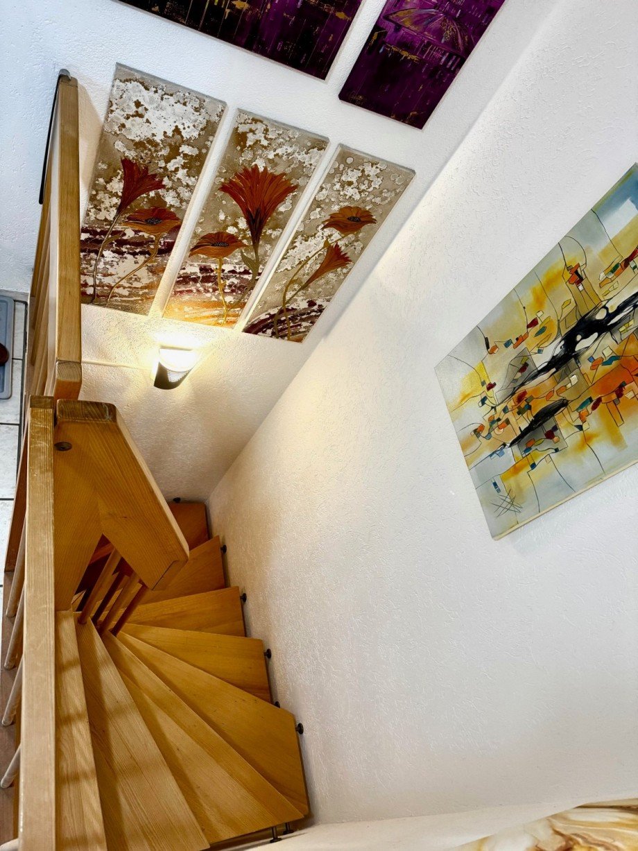 Treppen UG Erdgeschosswohnung Untermeitingen
