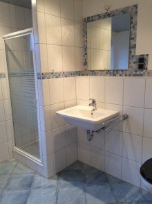Bad OG Zweifamilienhaus auf gro�em Grundst�ck mit Potenzial!
