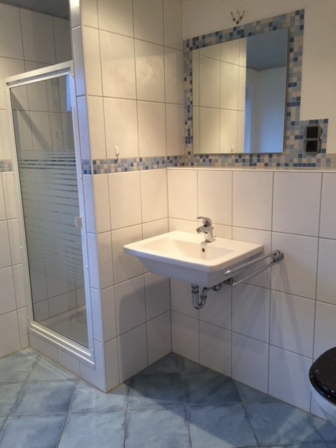 Bad OG Zweifamilienhaus Klosterlechfeld