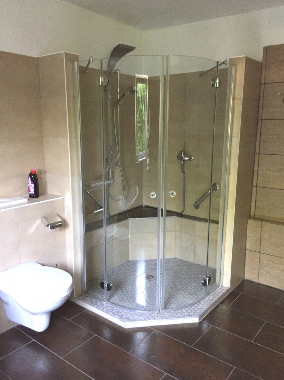 EG Bad Zweifamilienhaus Klosterlechfeld