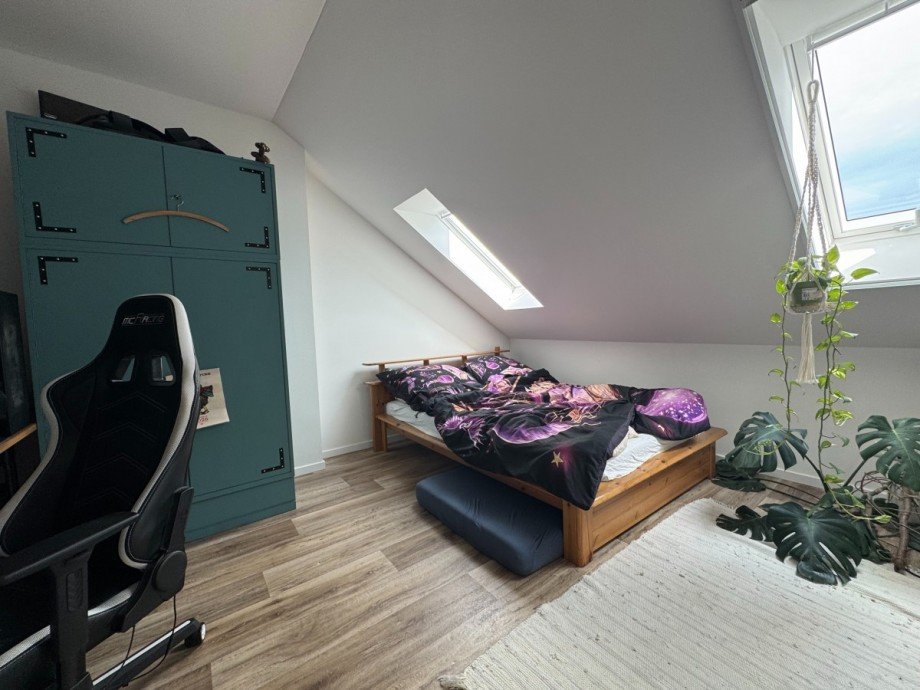 Schlafzimmer Dachgeschosswohnung Schwabm�nchen
