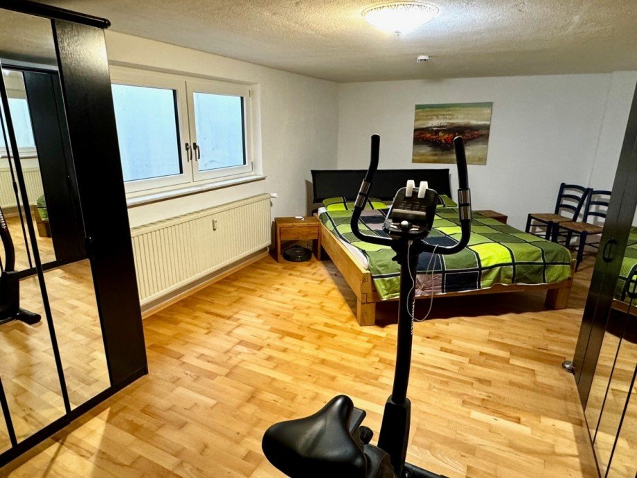 Schlafen UG Erdgeschosswohnung Untermeitingen