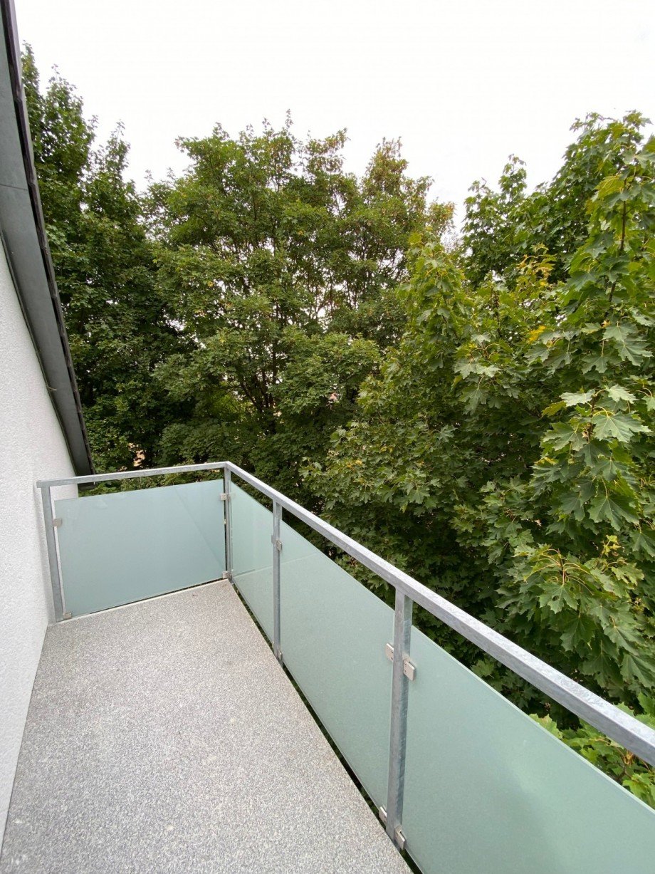 Balkon Dachgeschosswohnung Schwabm�nchen