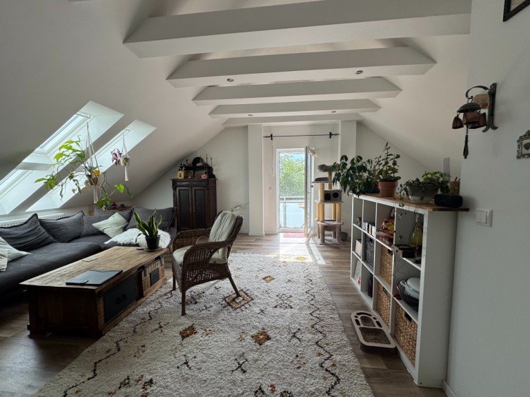 Wohnbereich Schwabm�nchen Dachgeschosswohnung Tolle Wohnung in ruhiger Wohnanlage!