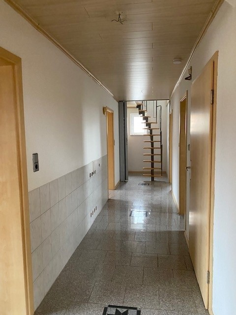 Flur OG Zweifamilienhaus Klosterlechfeld