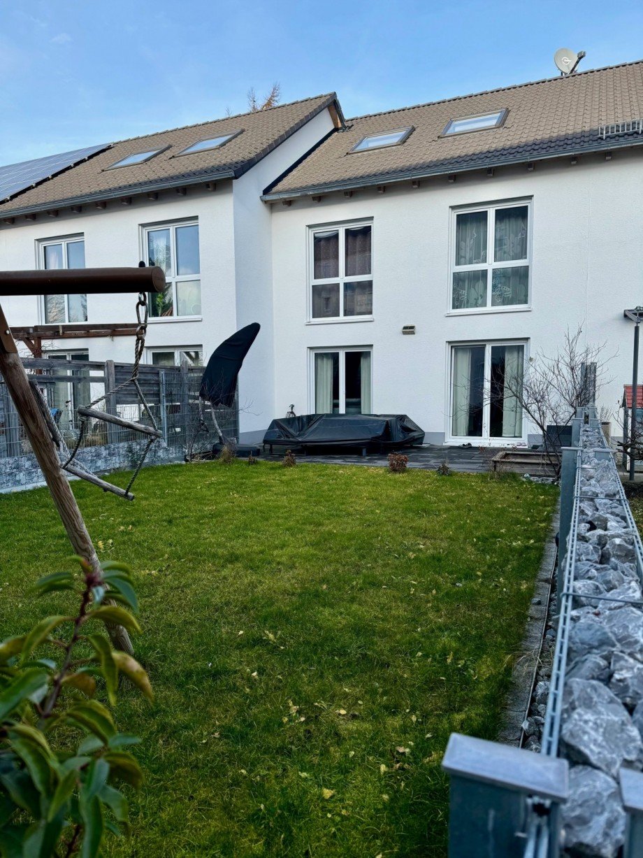 Garten Doppelhaush�lfte Schwabm�nchen